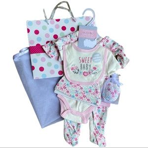 ⚡️Sale⚡️Always Loved 7 Pc Baby Girl Gift Set